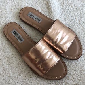 Steve Madden Metallic Slides